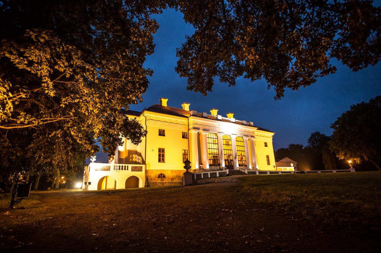 Pakruojis Manor'S Palace Boutique Hotel מראה חיצוני תמונה